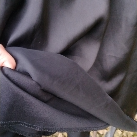 Jen N Rose silky polyester ruffled dress size medium - Picture 6 of 13